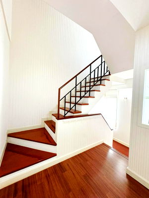 เช่าทาวน์โฮม เขตพระโขนง : 💗❤️🧡 HBC0002-04 ทาวน์โฮมหรู 3 ชั้น ลีออง สุขุมวิท 62𓂃🖊LINE : @229eskvo 🧡❤️💗 