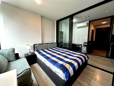 คอนโดให้เช่า : 🎓🎓 Xt Huaikwang ห้องแต่งสวยสไตล์ minimal 📲🔥 สนใจติดต่อ Line @unicondo.swu