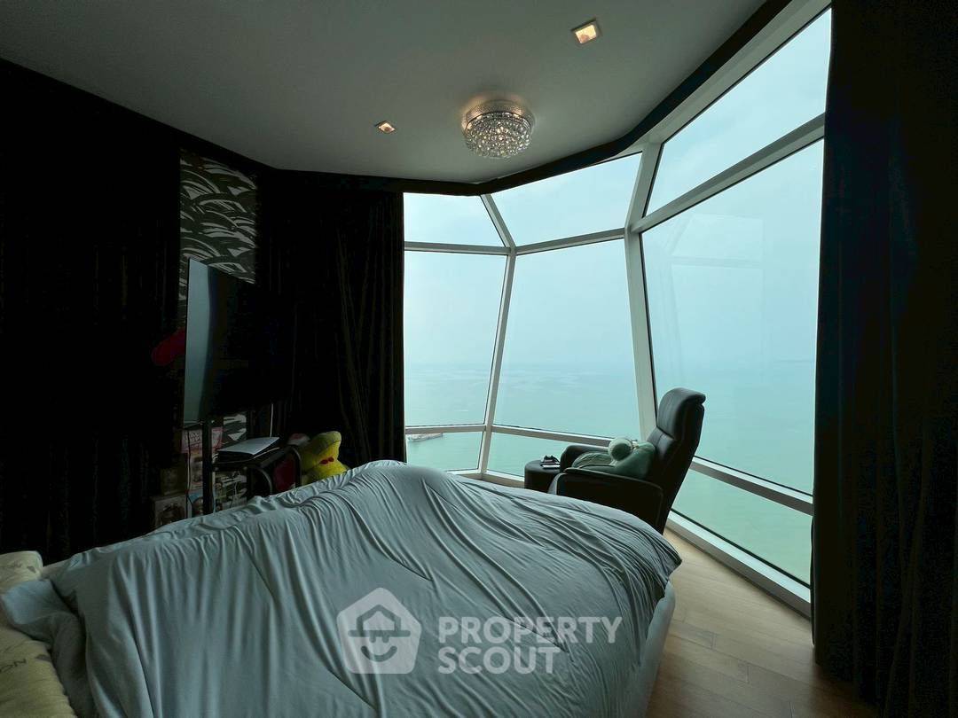 รูป คอนโด 3-ห้องนอน ที่ รีเฟล็คชั่น จอมเทียน บีช พัทยา ใกล้ เมืองพัทยา (ID 2572908) - รูปที่ 13/16