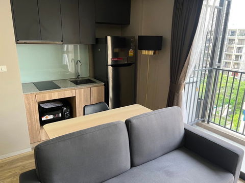 RS4839 ให้เช่า Blossom Condo @ Sathorn–Charoenrat ใกล้ BTS สุรศักดิ์