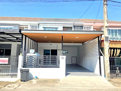 ทาวน์โฮม กรุงเทพมหานคร : ทาวน์โฮม2ชั้น รีโนเวทใหม่ พร้อมอยู่ หมู่บ้าน พฤกษาวิลล์ 55/1 ถนนสุเหร่าคลองหนึ่ง13 มีนบุรี บางชัน เฟอร์นิเจอร์สวย