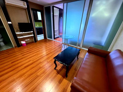 Condos for rent Rayong : Condo for rent at Carpidiem, city center, 5,000 THB/month. Beautiful and comfortable room at a low price.