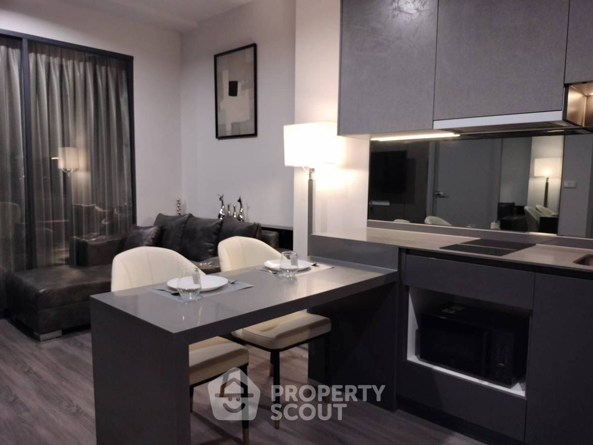 picture 2-BR Condo at Ideo Chula Samyan near MRT Sam Yan (ID 1164334) - 1/10