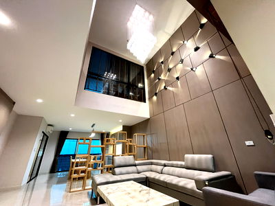 เช่าทาวน์โฮม กรุงเทพมหานคร : ให้เช่า ทาว์นเฮ้าส์ 3 ชั้น ครึ่ง 3 ห้องนอน ศรีนครินทร์–พระราม 9