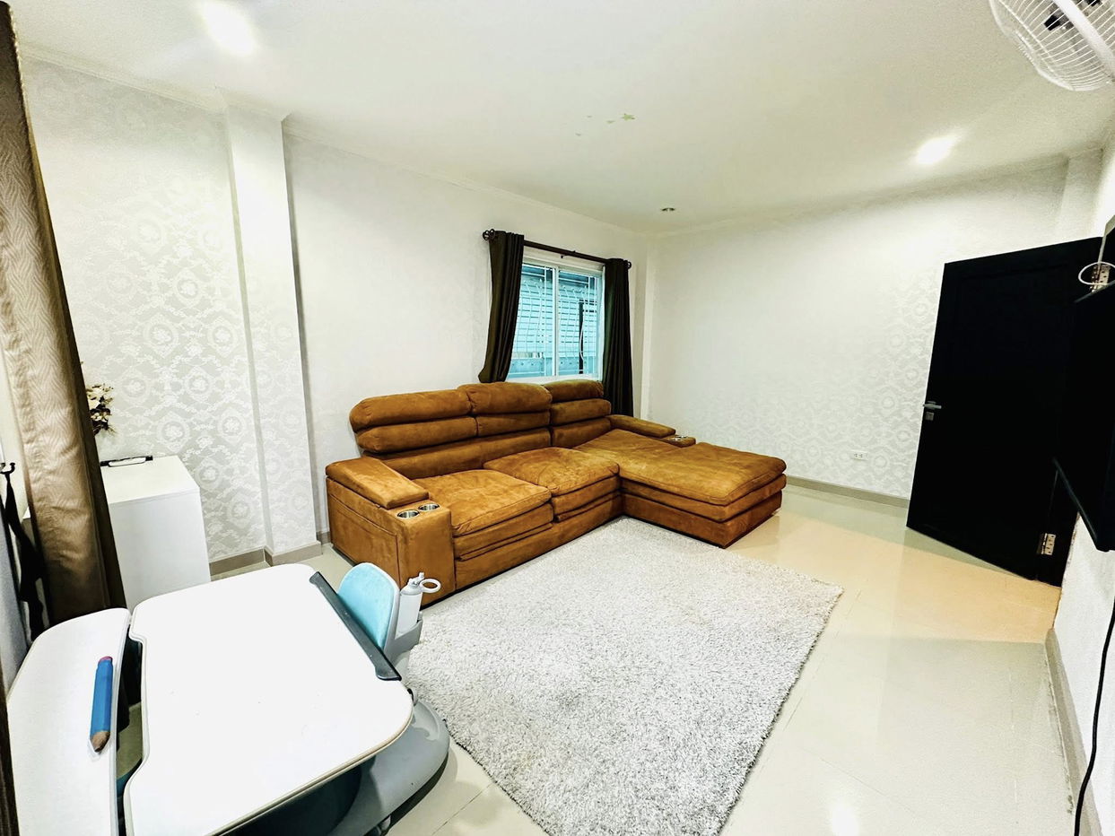 รูป Urgent Sale Detached House 4 Bedrooms East Pattaya - รูปที่ 7/16