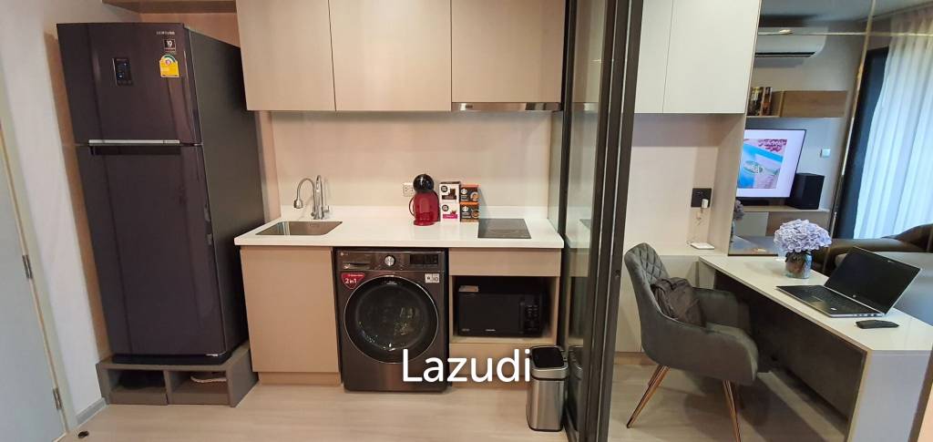 picture Modern 35 sqm 1 Bed Condo on 38th Floor at Life Ladprao Chatuchak Bangkok - 9/16