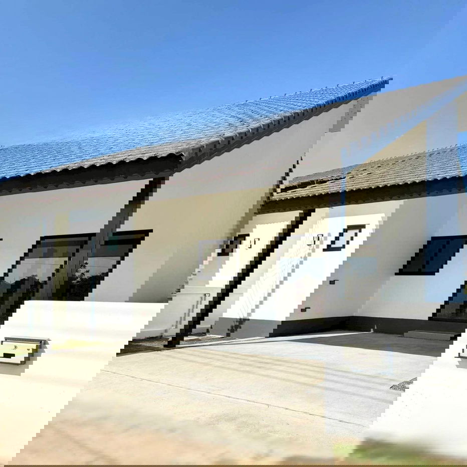 รูป ขายบ้านเดี่ยวชั้นเดียว 3 ห้องนอน 2 ห้องน้ำ 1 ห้องครัว 2 ที่จอดรถ - รูปที่ 1/11