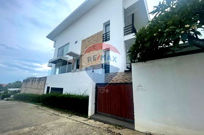 Houses for rent Ko Samui Surat Thani : [920121079-35] For Rent | Sea View 4-Bedroom Pool Villa, Chaweng, Koh Samui