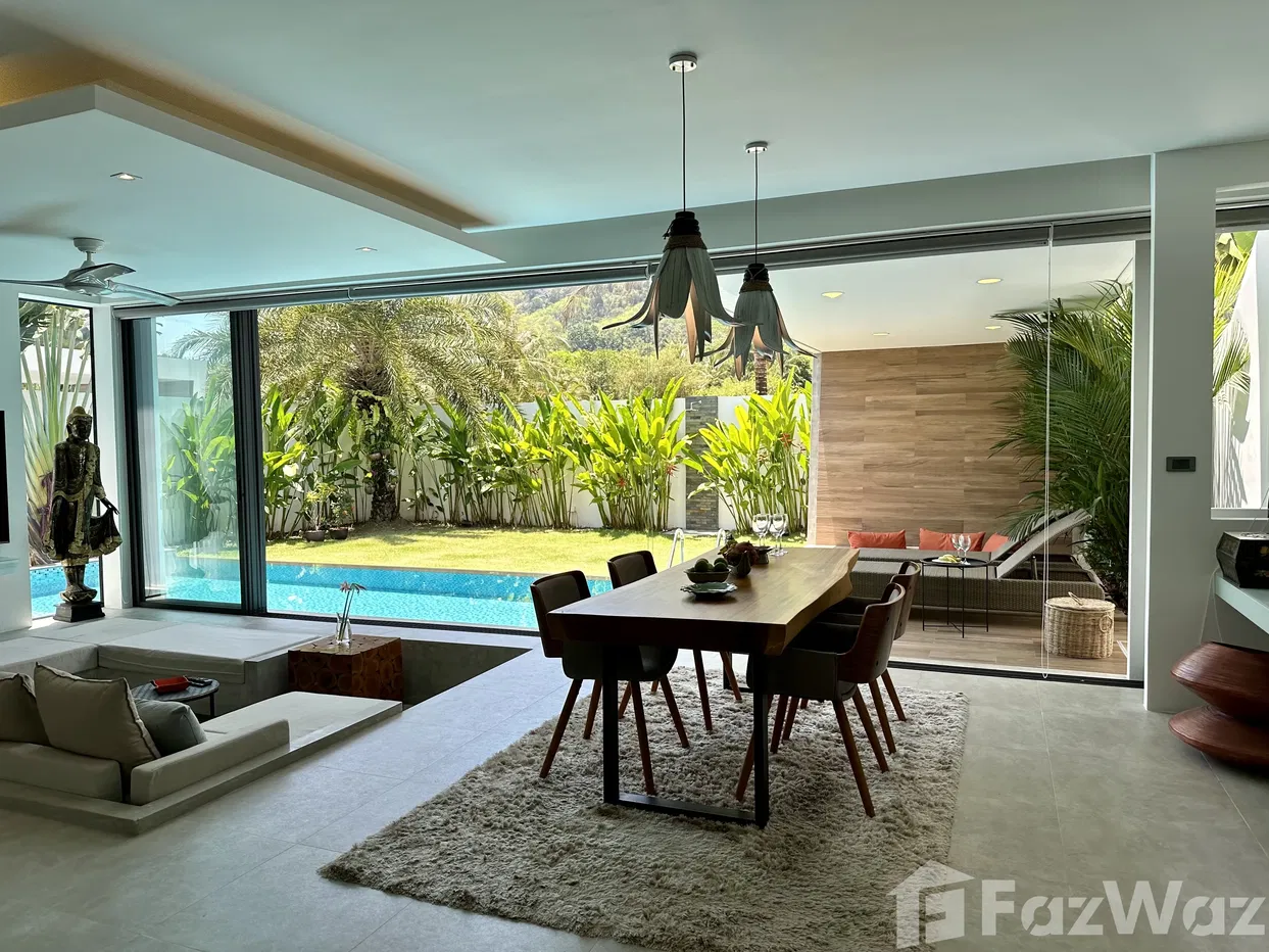 picture modern villa next to Naithon beach 5989379 - 10/38