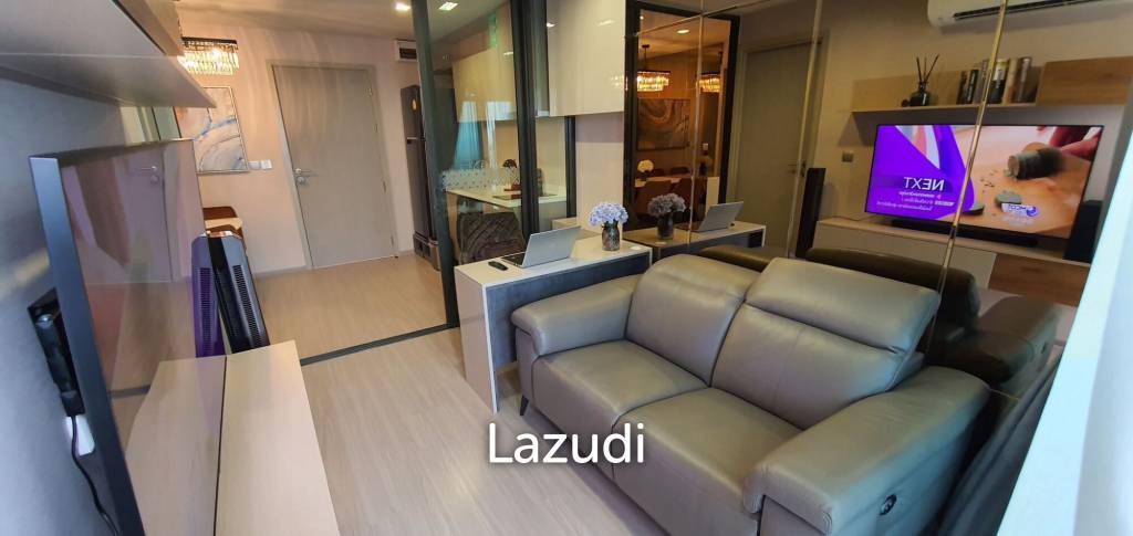 picture Modern 35 sqm 1 Bed Condo on 38th Floor at Life Ladprao Chatuchak Bangkok - 1/16