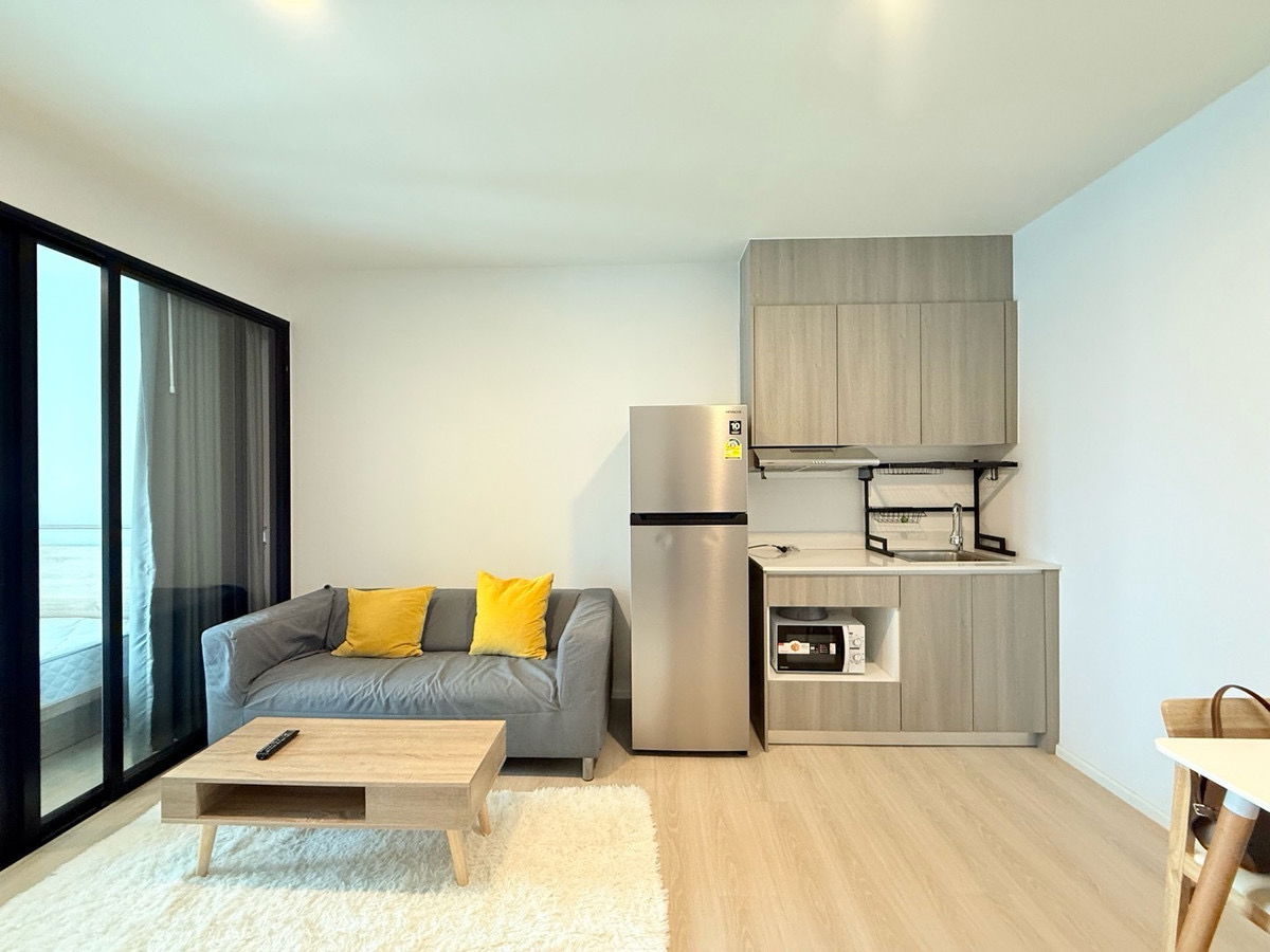 picture A Space Mega for sale, located next to Mega Bangna. - 7/13