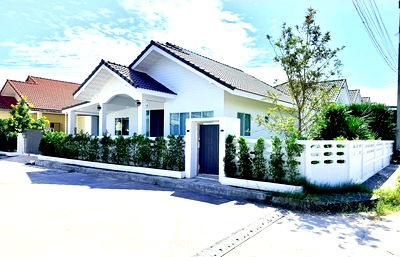 บ้านเดี่ยว ชลบุรี : บ้าน 3-ห้องนอน ใน บางละมุง (ID 2574887)