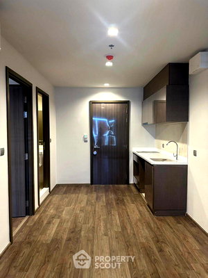 Condos for sale : Well-Priced 1-BR 35 Sqm Life Ladprao Valley, 100m to BTS Ha Yaek Lat Phrao (ID 994170)