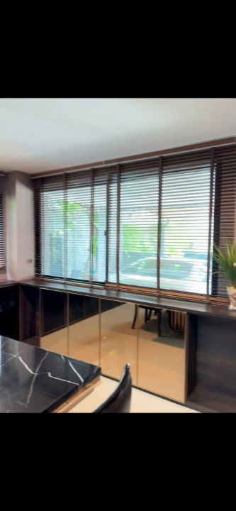 รูป ปล่อยเช่า nirvana define srinakarin-rama 9 บ้านทาวน์โฮม (หลังมุม มีพื้นที่ด้านข้าง) เครื่องใช้ไฟฟ้าครบ บิ้วอินทั้งหลัง RW007454 - รูปที่ 4/17