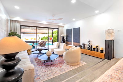 Houses for sale Bang Lamung Chonburi : 5 Bedroom Pool View Villa for sale in East Pattaya