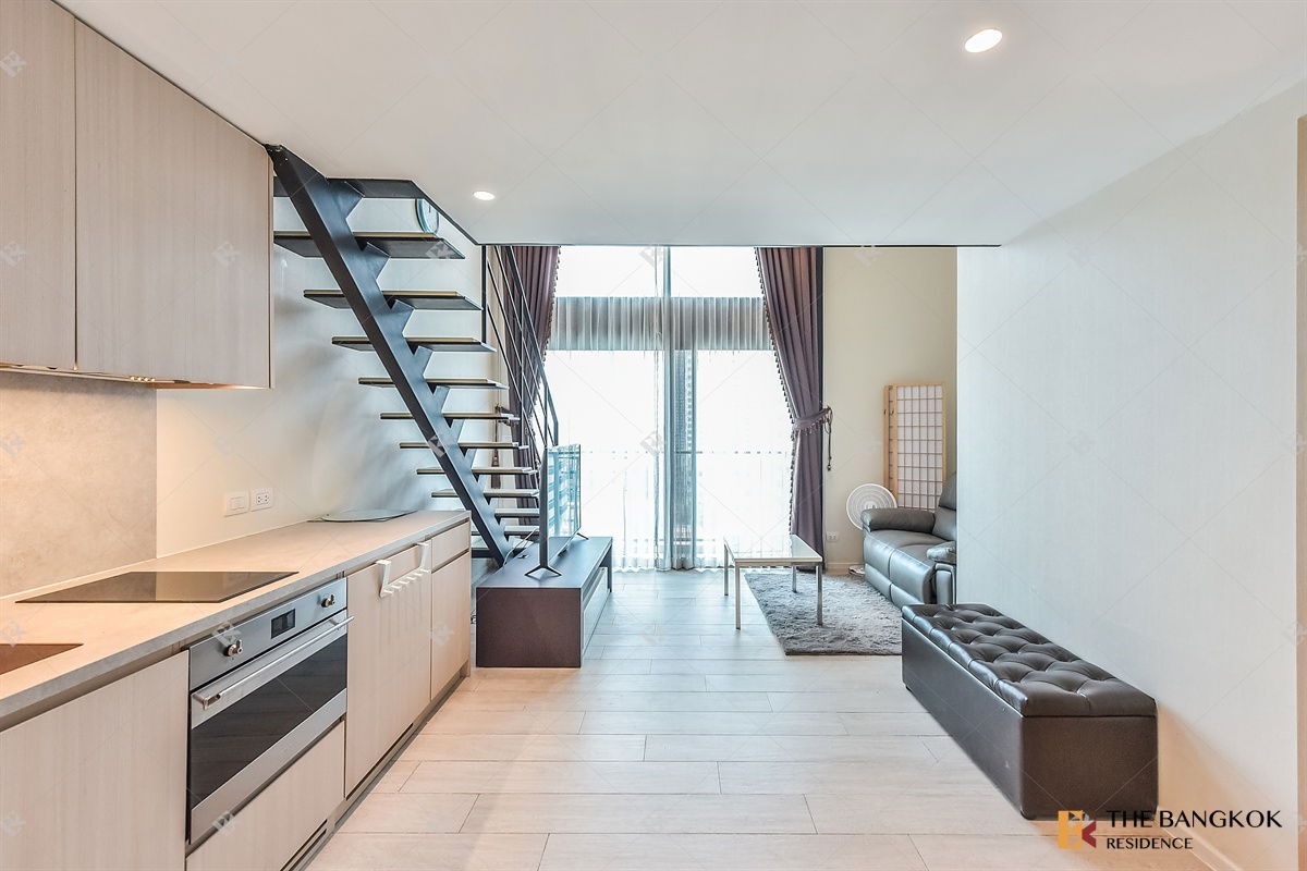 รูป The Lofts Silom ⭐Premium Loft Unit ใกล้ BTS สุรศักดิ์ - รูปที่ 2/10