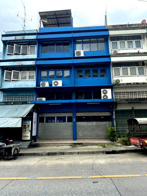 อาคารพาณิชย์ ม.สยาม : ขายอาคารพาณิชย์ 2 คูหา 3 ชั้นครึ่ง 18 ตร.ว. และ 19 ตร.ว. มีชั้นลอย และ ดาดฟ้า ใกล้MRT ภาษีเจริญ ซีคอน บางแค