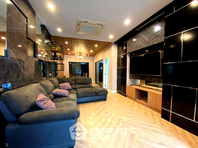 Townhouses for sale Don Mueang Station : 4-BR Townhouse in Don Mueang (ID 1890003)