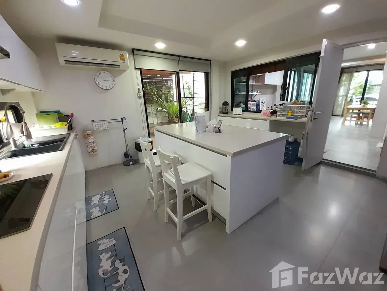 picture For Sale/ Rent 5803803 - 13/25