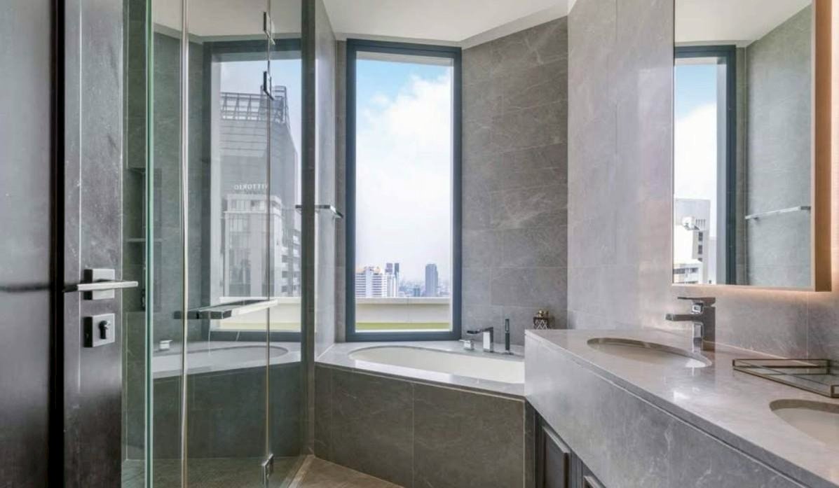 รูป LTHC14198 – Condo for Sale | The Diplomat 39 | 152 sqm | 3 Beds 3 Baths | Near BTS Phrom Phong | 55 MB | คอนโดขาย เดอะ ดิโพลแมท 39 - รูปที่ 2/6