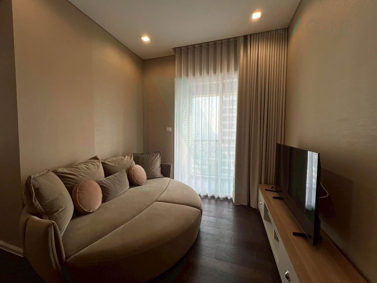 รูป ให้เช่าคอนโด เดอะ เซนต์ เรสิเดนเซส อาคาร B ชั้น 35 2 ห้องนอน ขนาด 54 ตรม ใกล้ ห้าแยกลาดพร้าว - รูปที่ 2/8