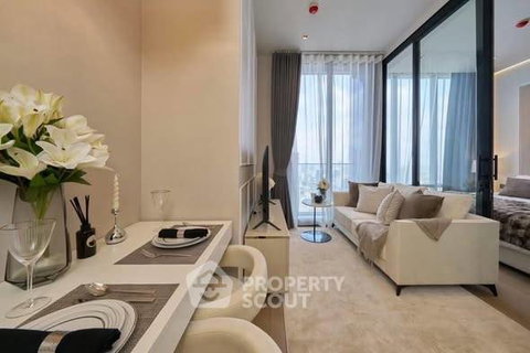 1-BR 33 Sqm High-Floor Ashton Silom Near BTS Chong Nonsi 300m (ID 2579891)