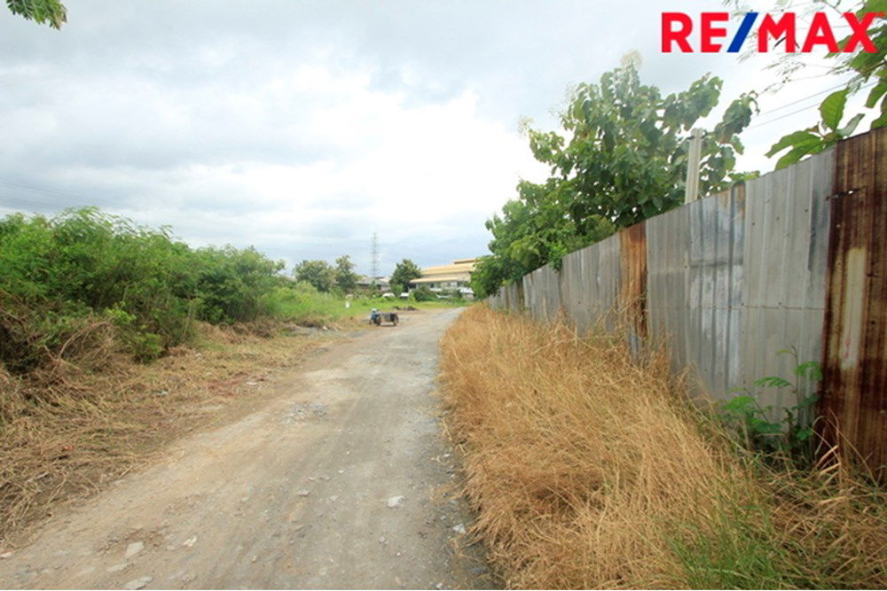 รูป [920091004-214] ที่ดินคลองสี่วาพาสวัสดิ์ ถนนหมื่นปรารมย์ เอกชัยพระราม2 - รูปที่ 14/23