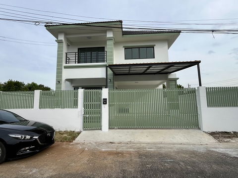 ให้เช่า บ้านเดี่ยว 2 ชั้น สร้างใหม่ หลังใหญ่ หมู่บ้านสีวลี รังสิต คลอง 2 ใกล้ฟิวเจอร์พาร์ครังสิต สนามบินดอนเมือง อยู่อาศัย