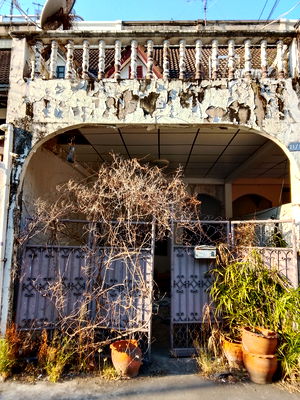 ทาวน์โฮม วิทยาลัยพยาบาลบรมราชชนนีบำราศนราดูร : ทาวน์เฮ้าส์มือสองนนทบุรี งามวงศ์วาน 18 เเยก 3