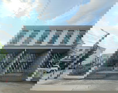 ขายทาวน์โฮมหลังมุม พฤกษาวิลล์ พหลโยธินรามอินทรา (30.5 ตร.ว.) ใกล้ BTS สายหยุด