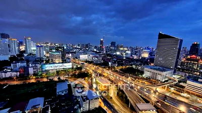 คอนโดให้เช่า : คอนโด สตูดิโอ ที่ แอชตัน อโศก - พระราม 9 ใกล้ MRT พระราม 9 (ID 2576441)