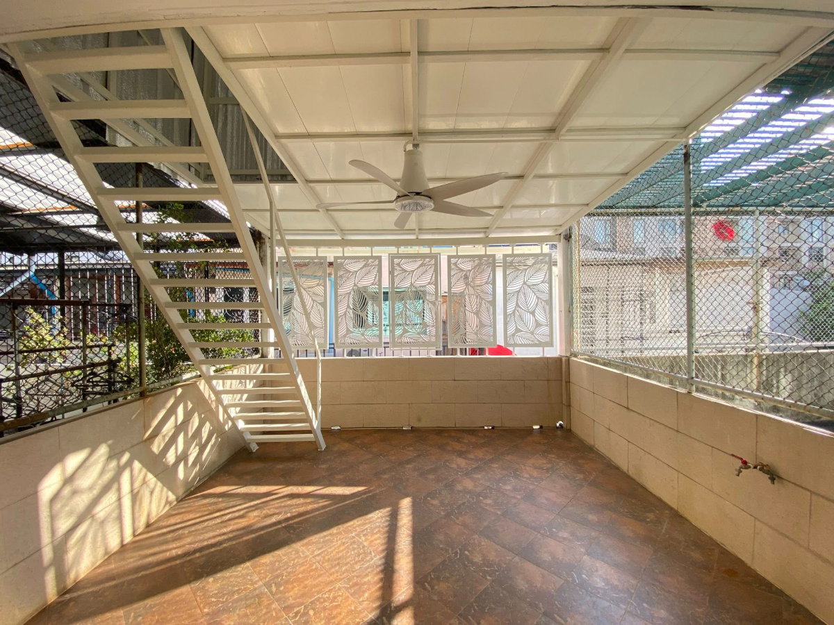 รูป HR3205 ULTRA-PRIME LOCATION] Newly Renovated 5-Storey Building เพียง 300 เมตร จาก BTS สนามกีฬาฯ | หัวใจแห่งสยาม-ปทุมวัน - รูปที่ 5/18