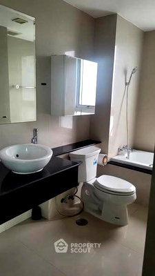 Condos for sale Sukumvit 42 : 3-BR Condo at Nusasiri Grand Condominium near BTS Ekkamai (ID 2578657)