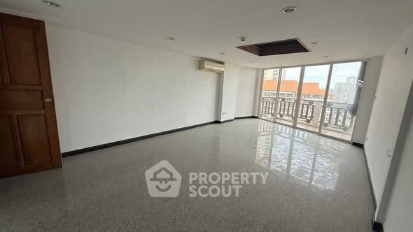 picture 4-BR Condo at Royal Hill Resort Condominium close to Pattaya South (ID 2578793) - 4/8