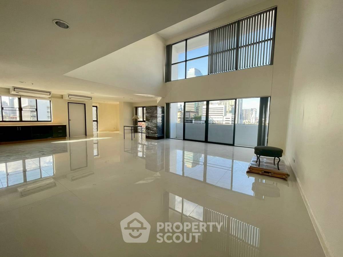 รูป คอนโด 3-ห้องนอน ที่ เกียรติธานี ซิตี้แมนชั่น ใกล้ MRT เพชรบุรี (ID 2578544) - รูปที่ 3/17