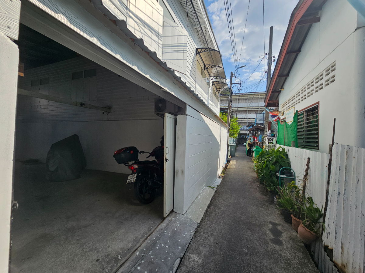 picture Homewhitenearmrtbangkeapetkasemroad - 32/34