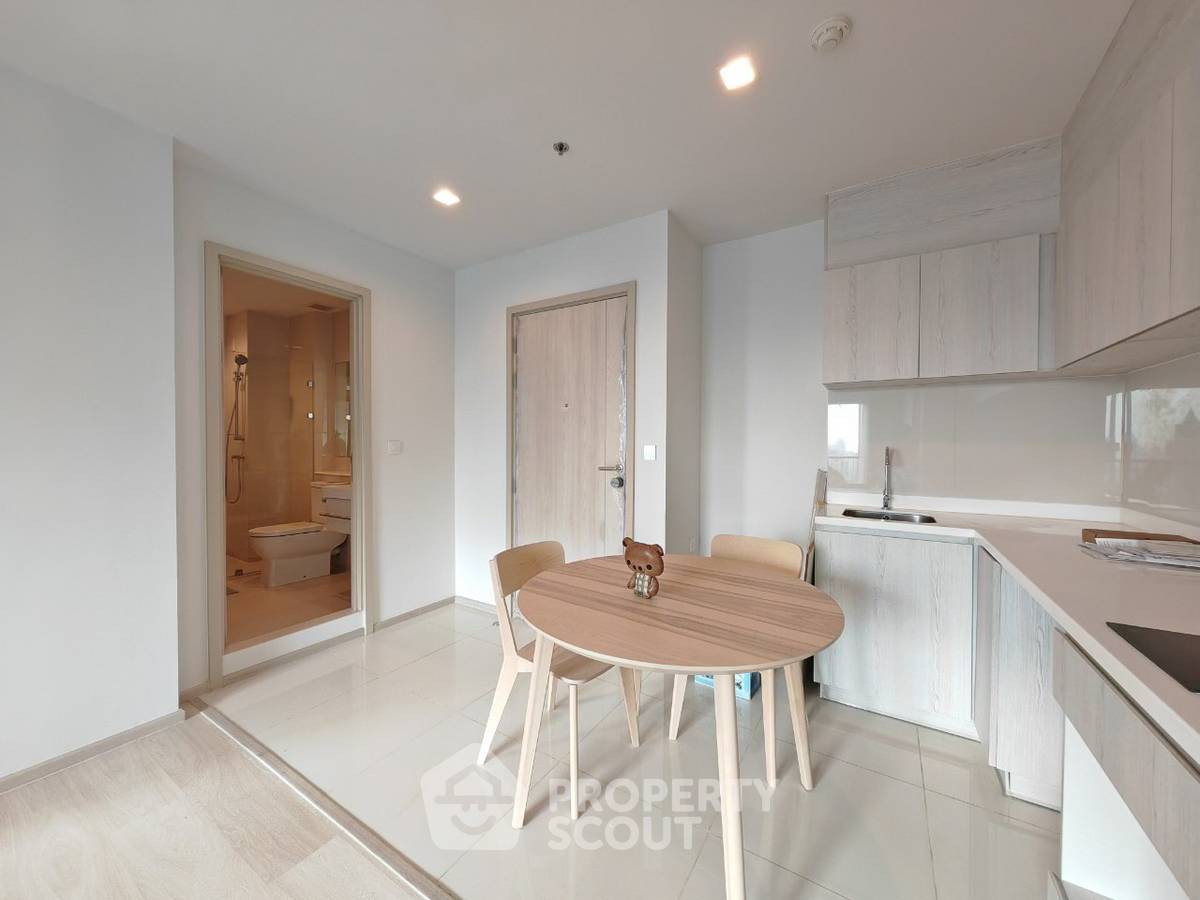 picture 2-BR Condo at Life One Wireless near BTS Phloen Chit (ID 2580065) - 5/12