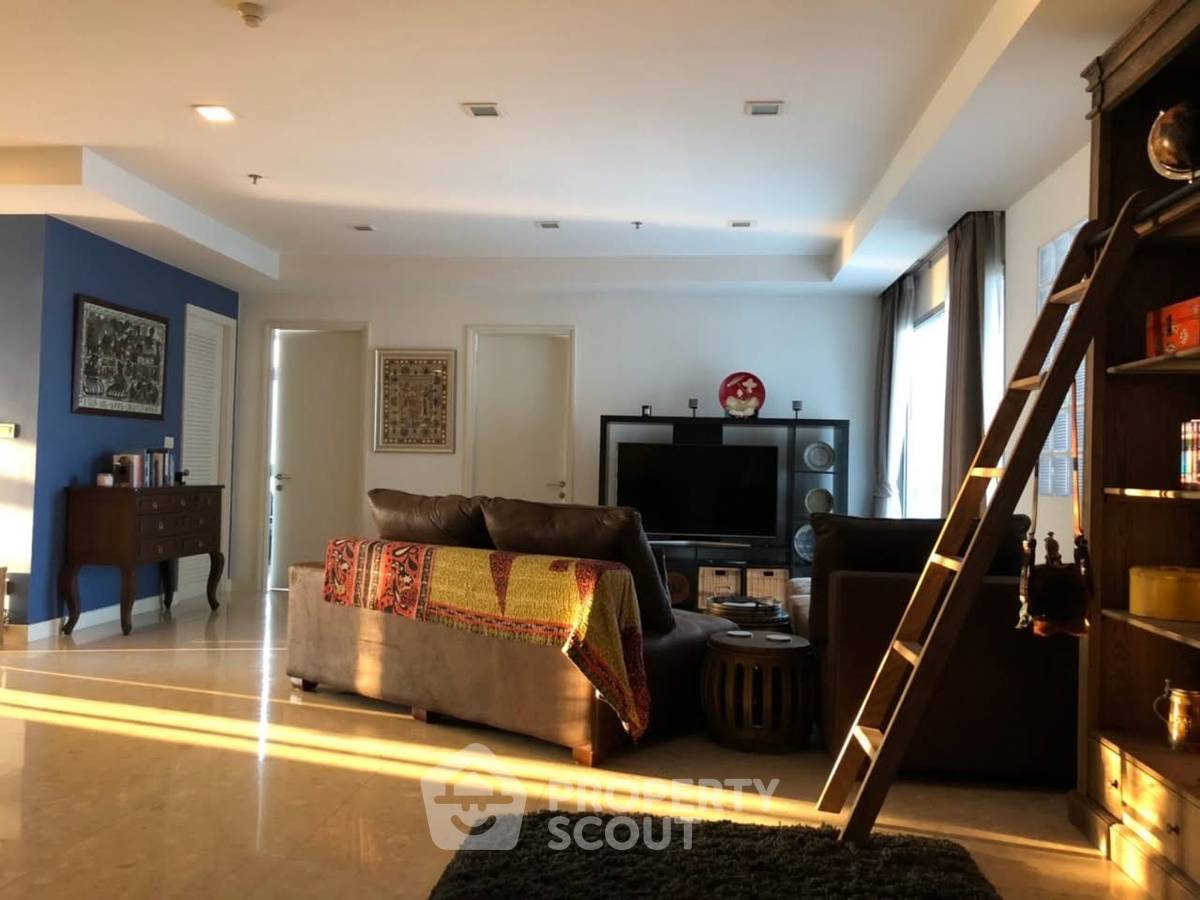 picture 3-BR Condo at Nusasiri Grand Condominium near BTS Ekkamai (ID 2578657) - 7/10