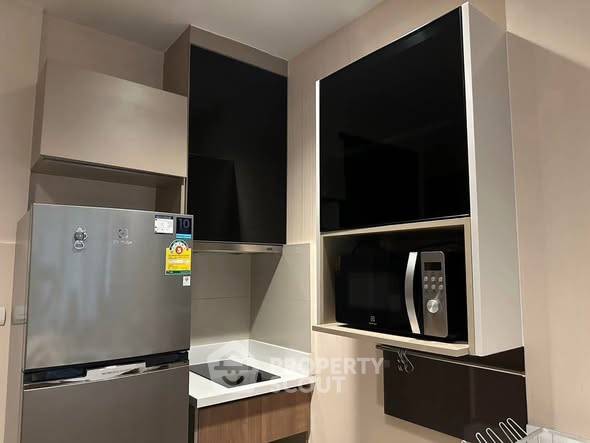 รูป คอนโด 1-ห้องนอน ที่ ริธึ่ม สาทร ใกล้ BTS สะพานตากสิน (ID 2578455) - รูปที่ 2/10