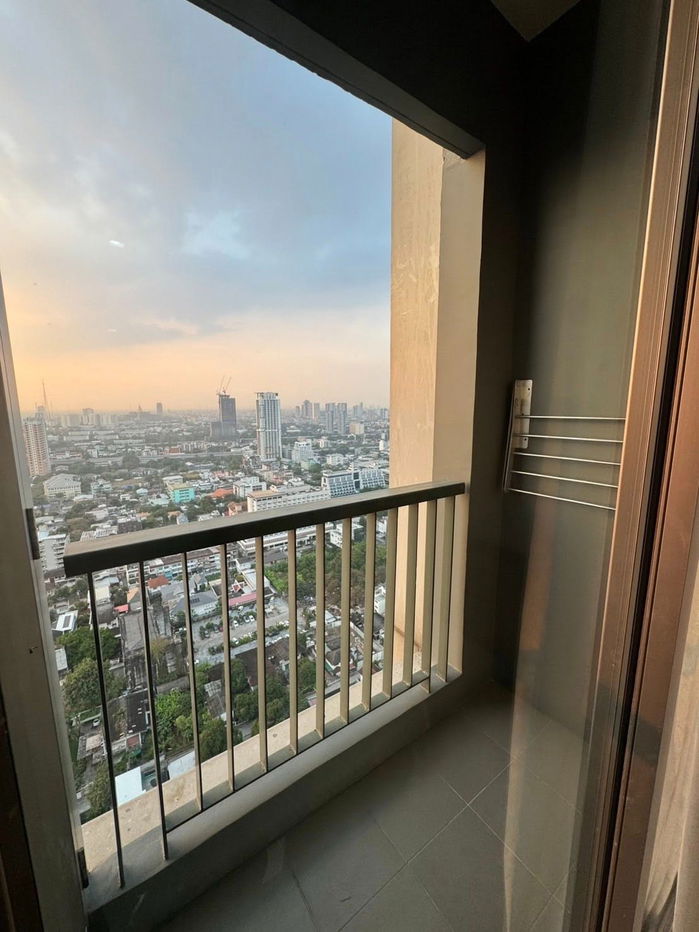 picture ST0549 Rhythm Phahol - Ari ST0549 - 8/21