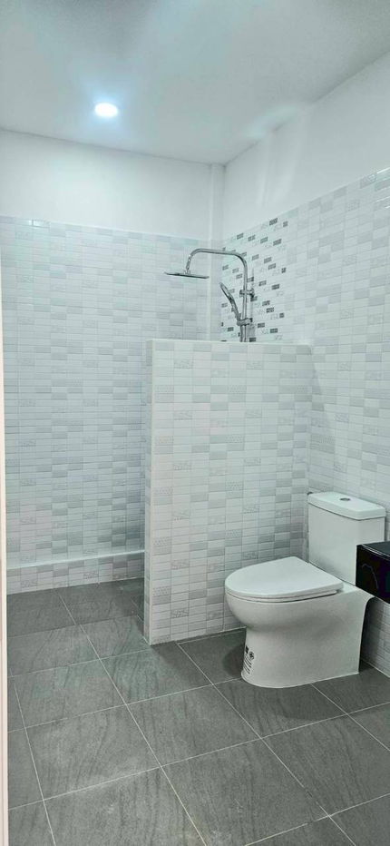 picture Si Suchart Grand View 2 WR-04173 - 10/12