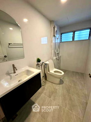 Condos for rent : 200m To MRT Phra Ram 9: 3-BR Siam Condominium, 106 Sqm (ID 2578438)