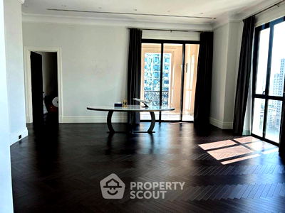 ขายคอนโด : คอนโด 2-ห้องนอน ที่ 98 ไวร์เลส ใกล้ BTS เพลินจิต (ID 2469896)