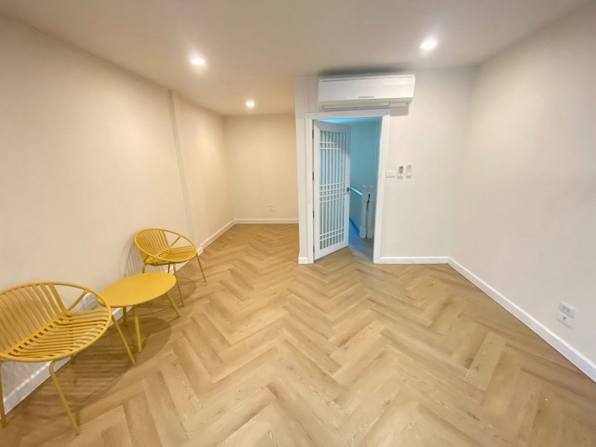 รูป HR3205 ULTRA-PRIME LOCATION] Newly Renovated 5-Storey Building เพียง 300 เมตร จาก BTS สนามกีฬาฯ | หัวใจแห่งสยาม-ปทุมวัน - รูปที่ 16/18