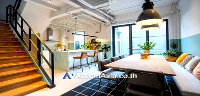 Townhouses for rent Big C Super Center Ekkamai : 🔼🔽 AccomA 📩  4 BR Townhouse in Phra Khanong Nuea (AA28377)