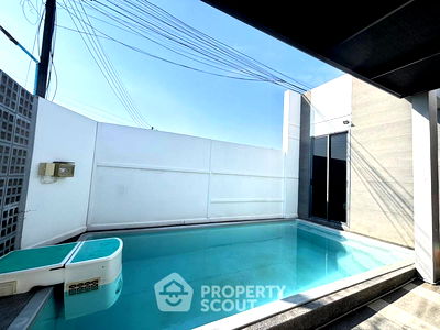 Houses for rent Hua Hin Prachaubkirikhan : 2-BR Villa at Villa Town Pool Huahin close to Hua Hin City (ID 2579986)