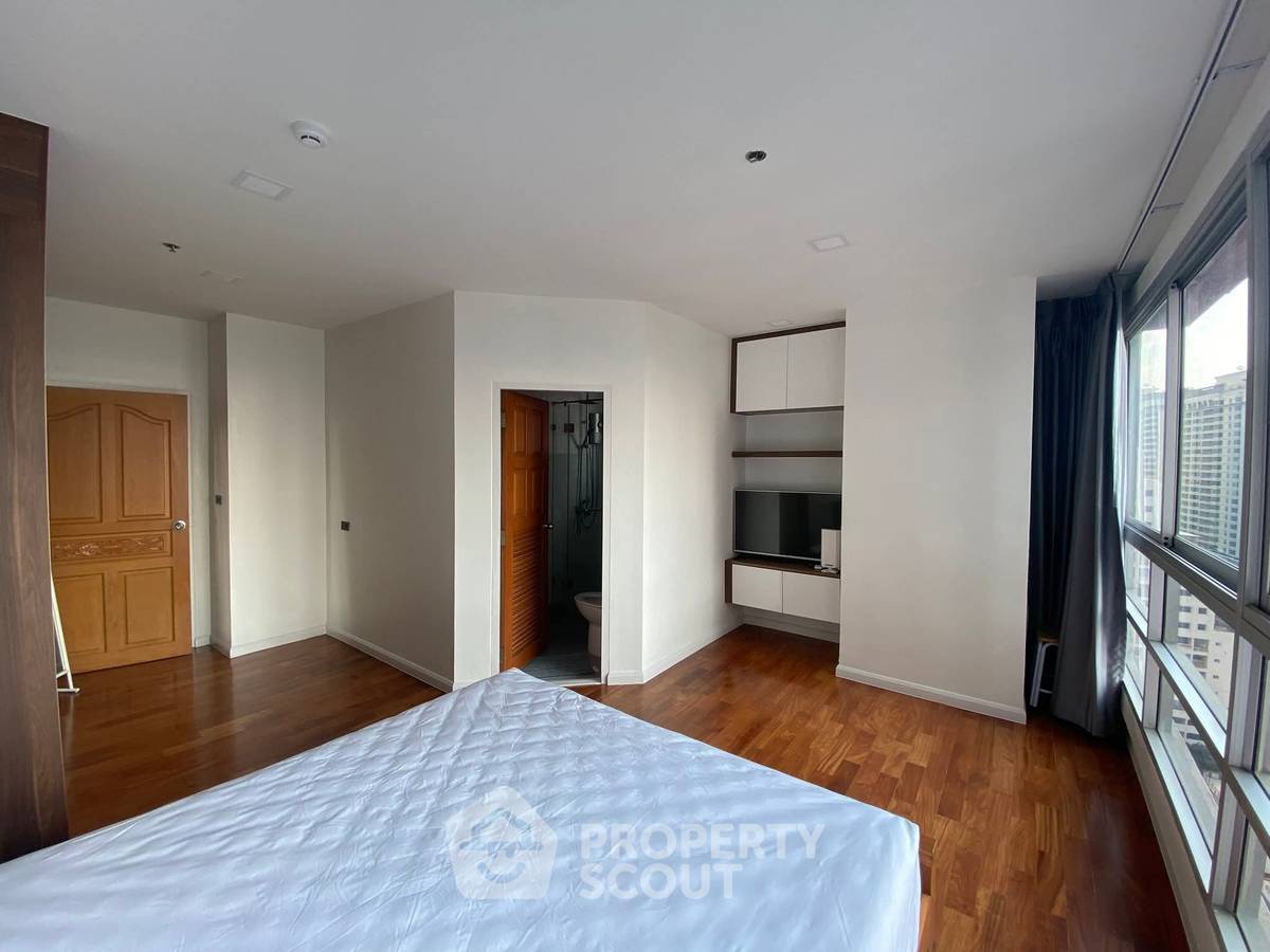 picture 2-BR Condo at Pathumwan Resort near BTS Phaya Thai (ID 2578442) - 6/9
