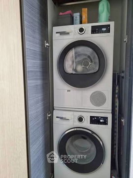 คอนโด 1-ห้องนอน ที่ ดิ เอส อโศก ใกล้ MRT สุขุมวิท (ID 2576977)