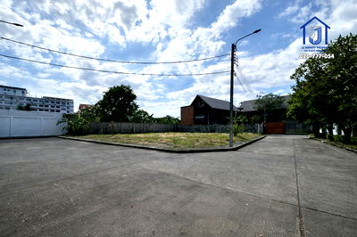 ขายที่ดิน : ขายที่ดินถมแล้ว หมู่บ้านปัญญา 165 ตารางวา แปลงมุม ซอยพัฒนาการ 30  ใกล้ Airport Link หัวหมาก–ทางด่วนศรีรัช