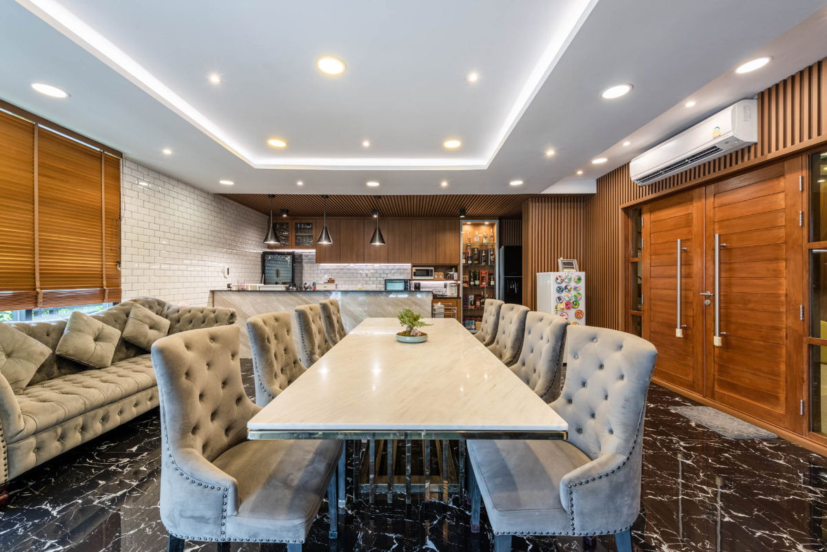 picture Luxury Detached House at The City Ramintra | 4 Bedrooms 4 Bathrooms | 275 Sq.m. | Price 9.9 Million THB - 2/17